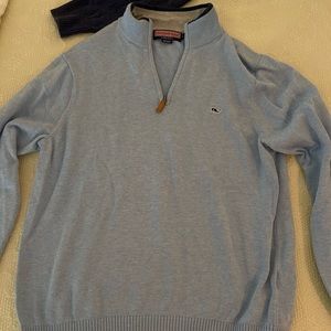 Light blue men’s Vineyard Vines quarter zip